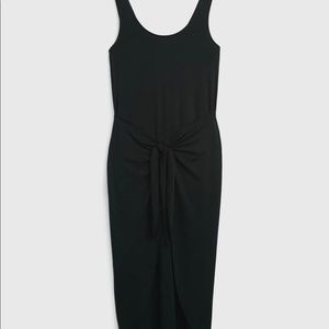 BNWT! Ordered wrong size and can’t return.. runs big . So soft and flattering.